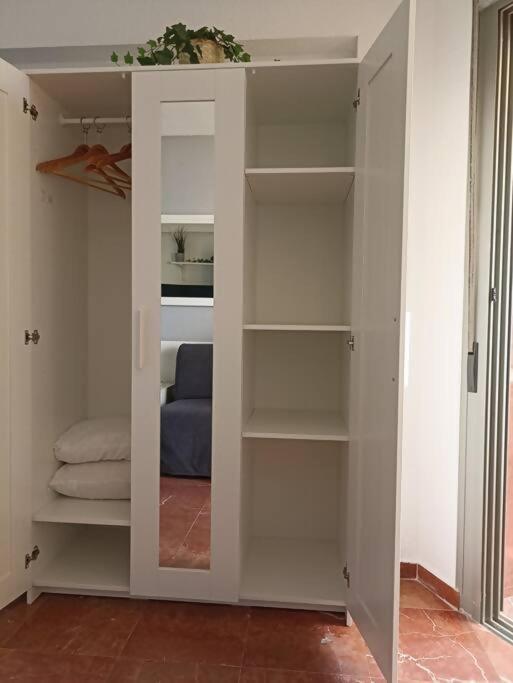 בנאלמדנה Estudio Miramarprimera Linea Playa Amazing Views מראה חיצוני תמונה